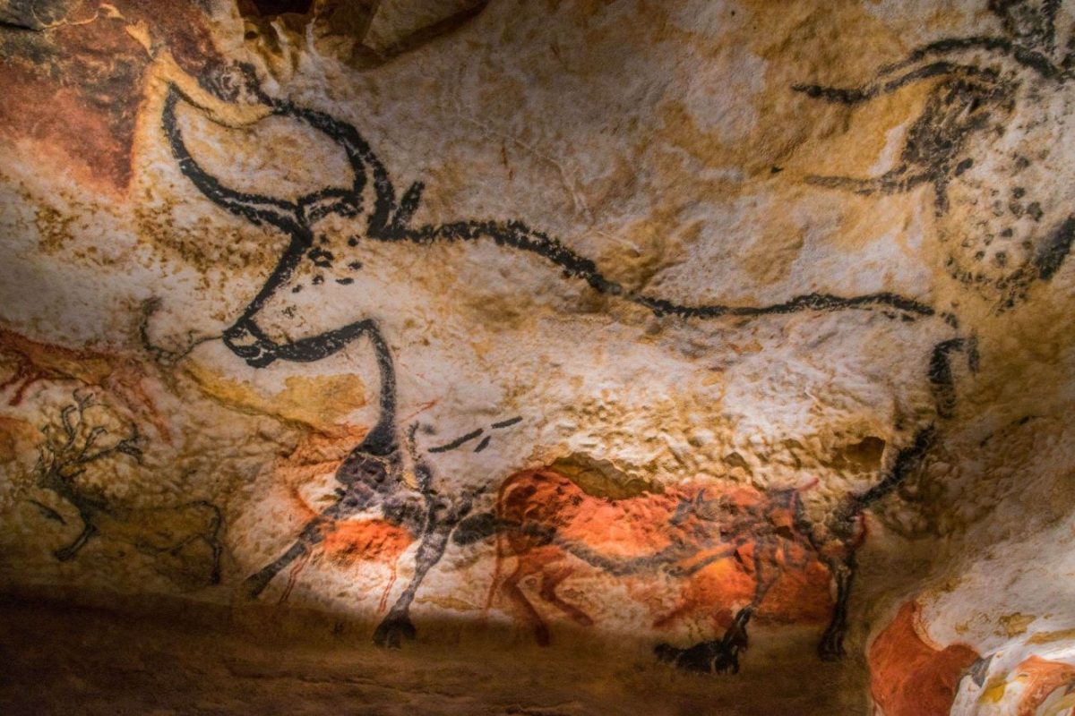 Lascaux bull prehistory page